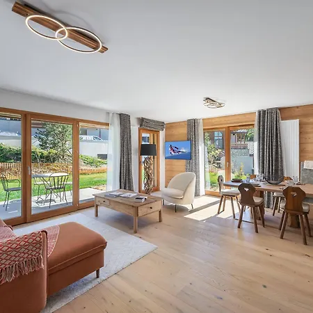 Confortable Avec 2 Chambres, Terrasse Et Parking A - Fr-1-569-123 * Megève