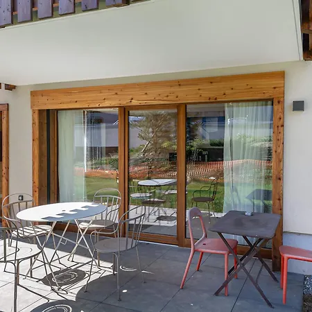 Confortable Avec 2 Chambres, Terrasse Et Parking A - Fr-1-569-123 *