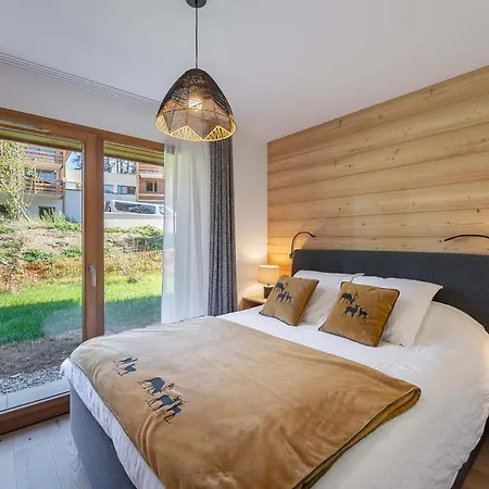 Confortable Avec 2 Chambres, Terrasse Et Parking à - Fr-1-569-123 Megève